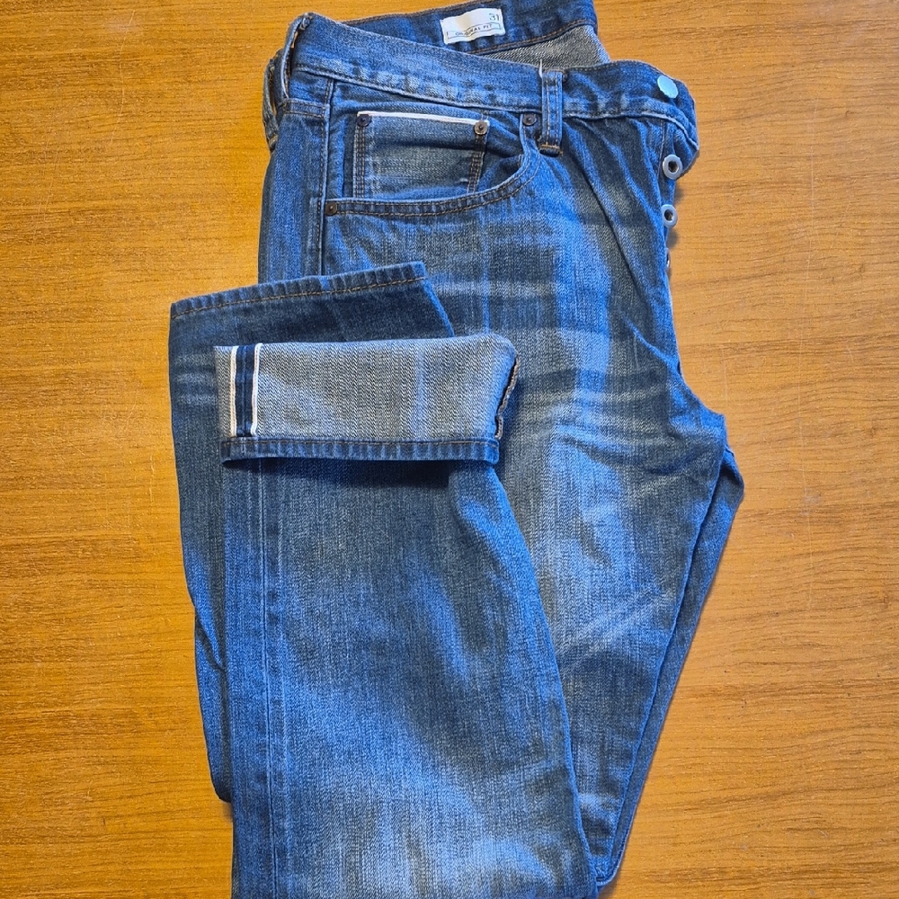 GAP Women's Blue Straight Leg Jeans